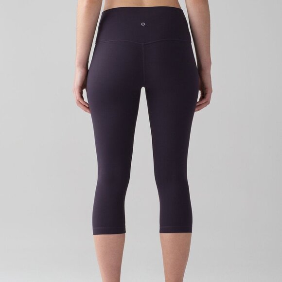 Lululemon Align Crop *19" Black Grape High Waisted Cropped Leggings- Size 2 - Picture 12 of 13